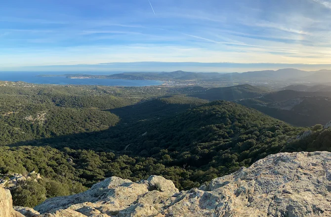 séjour au plan de la tour sur la côte d'azur